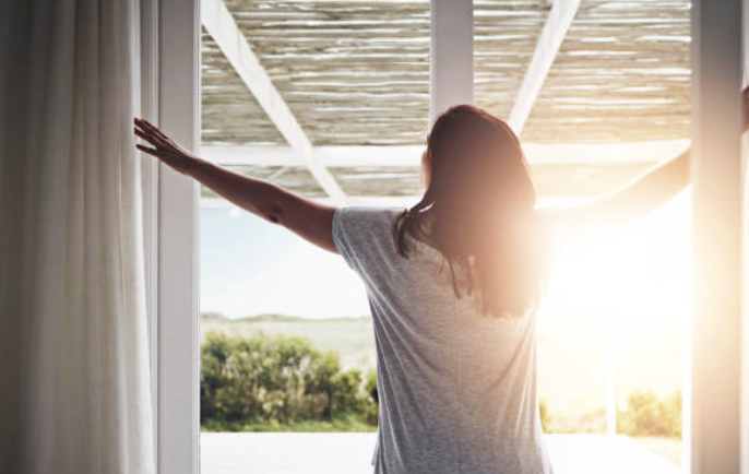 Best morning routine featured image Shorter Days Disrupt Dopamine Levels 